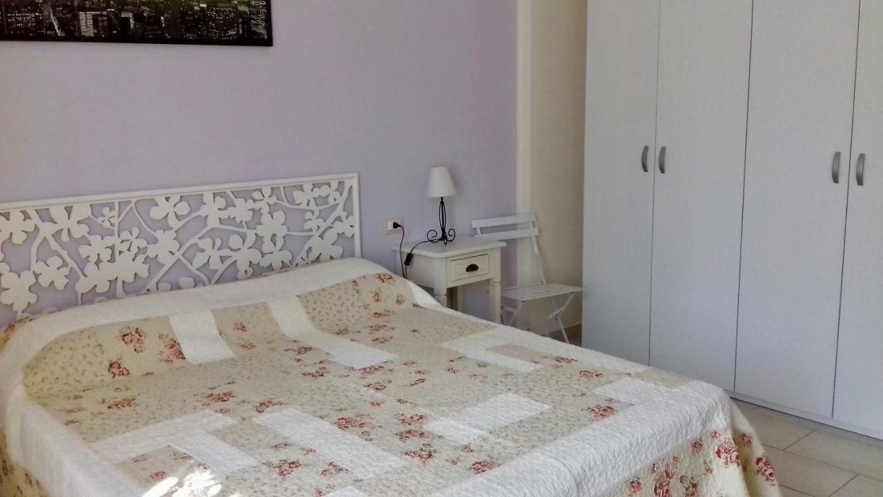 Appartamento Tra Gli Ulivi Molino Nuovo  ภายนอก รูปภาพ